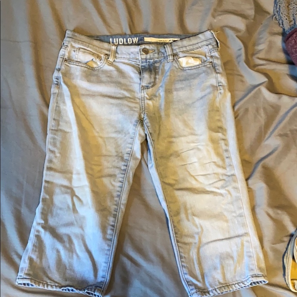 DKNY Jean Capris